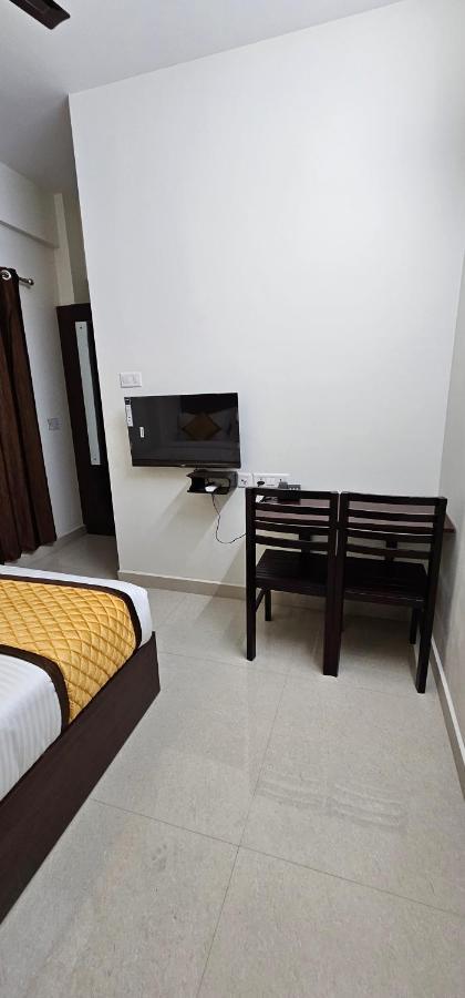 Blueway Residency Downtown Hotel Thiruvananthapuram Eksteriør billede