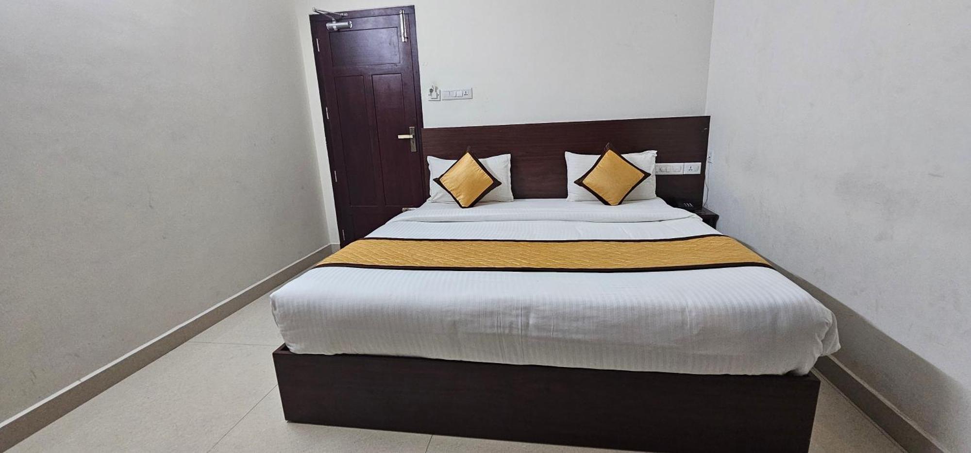 Blueway Residency Downtown Hotel Thiruvananthapuram Eksteriør billede