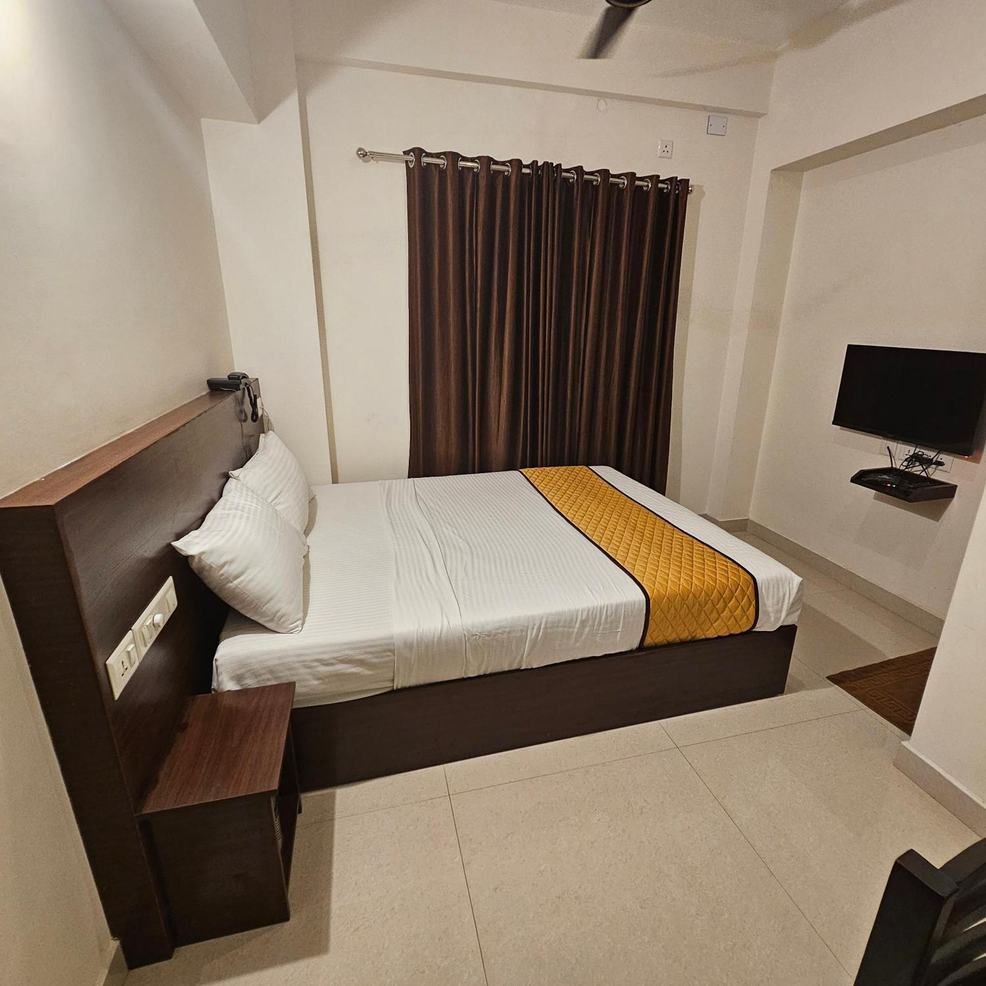 Blueway Residency Downtown Hotel Thiruvananthapuram Eksteriør billede