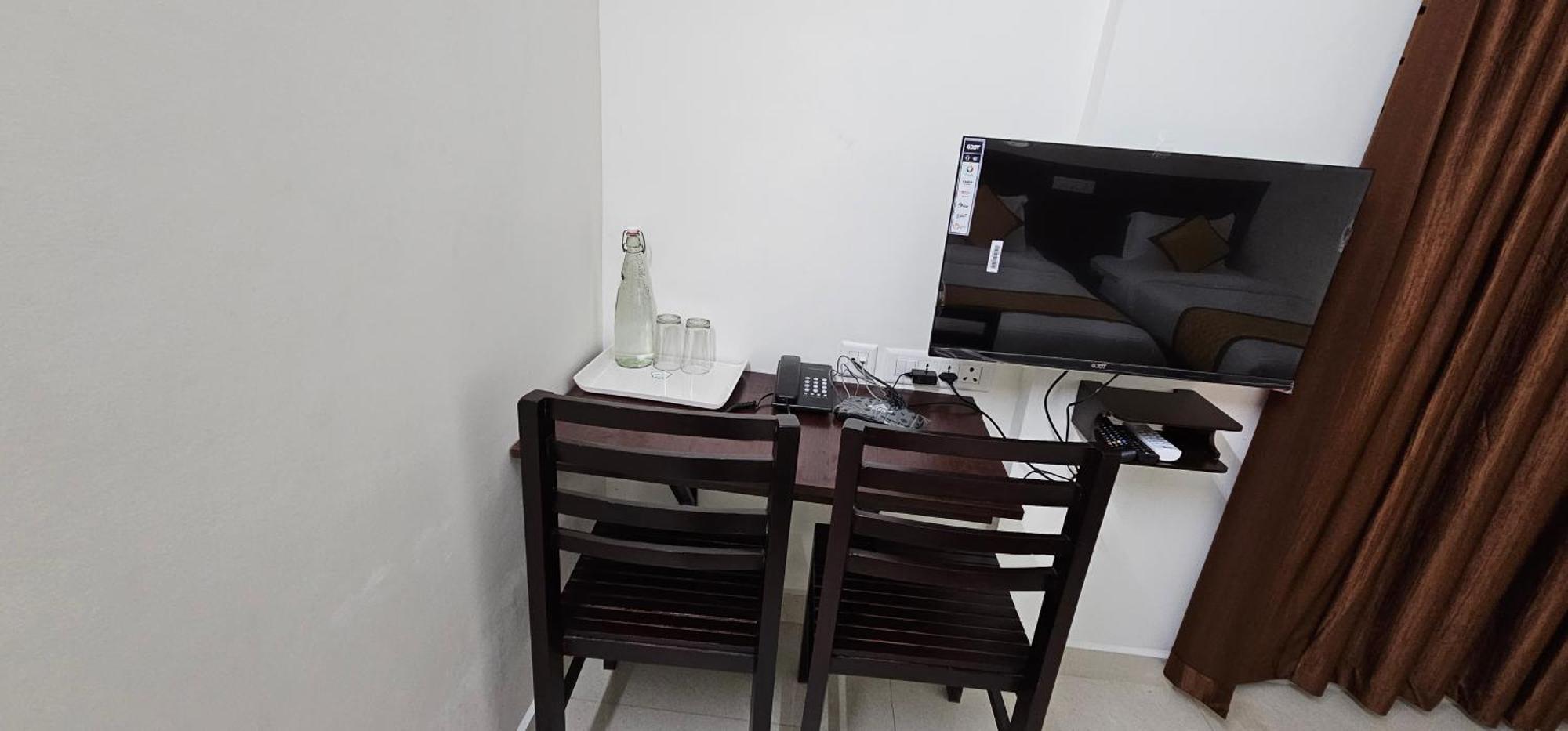Blueway Residency Downtown Hotel Thiruvananthapuram Eksteriør billede